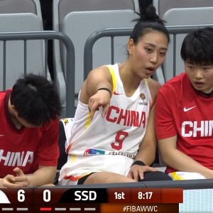 中国女篮：王思雨效率高17分，奇兵14分，李月汝6中1再取一胜