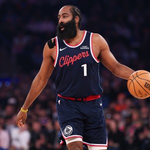 九游-老A8的魅力！哈登末节+加时1V1爆砍16分 球星&amp;替补齐发威冲到西10